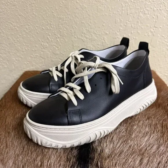 NEW $145 OTBT‎ Pangea 8.5 Platform Sneakers Black Leather Athleisure Chunky - Picture 2 of 9